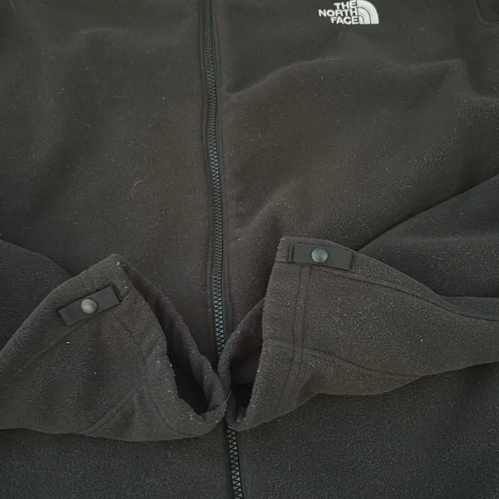 The North Face Men's Black Performance Fleece Size XXL